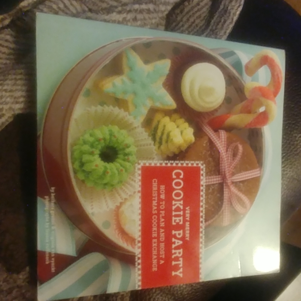Cookie cookbook. "very merry cookie party"